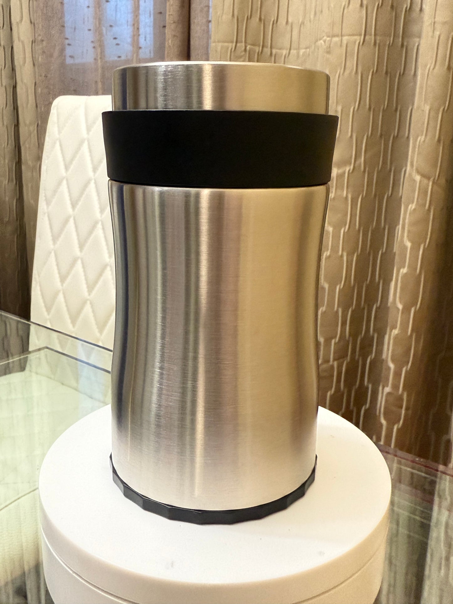 12 oz Hoggie Can Chiller